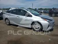 2018 Toyota PRIUS фото