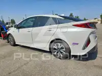 2018 Toyota PRIUS фото