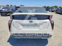 2018 Toyota PRIUS photo