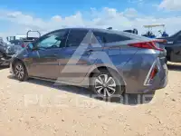 2018 Toyota PRIUS фото