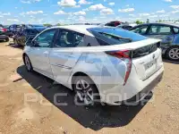 2018 Toyota PRIUS фото