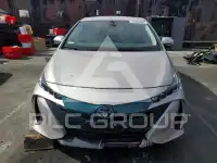 2018 Toyota PRIUS photo