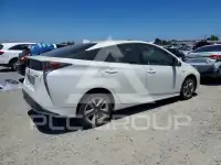 2018 Toyota PRIUS photo