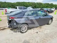 2018 Toyota PRIUS photo