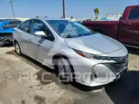 2018 Toyota PRIUS фото