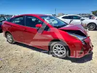 2018 Toyota PRIUS photo