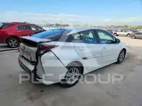 2018 Toyota PRIUS photo