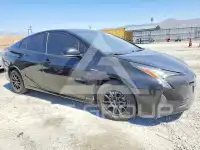 2018 Toyota PRIUS photo