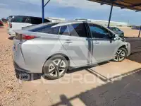 2018 Toyota PRIUS фото