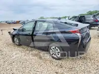 2018 Toyota PRIUS photo
