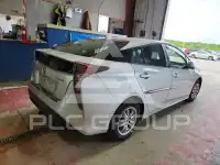2018 Toyota PRIUS photo