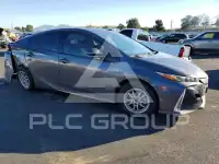 2018 Toyota PRIUS фото