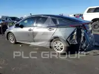 2018 Toyota PRIUS фото