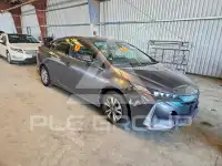 2018 Toyota PRIUS фото