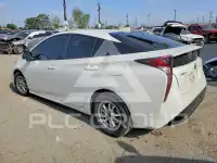 2018 Toyota PRIUS photo