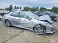 2018 Toyota CAMRY фото