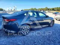 2018 KIA Optima photo