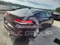 2018 KIA Optima photo