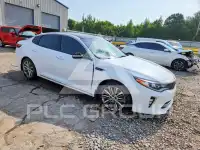 2018 KIA Optima photo