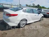 2018 KIA Optima photo