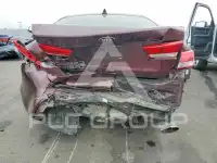 2018 KIA Optima photo
