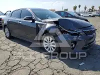 2018 KIA Optima photo