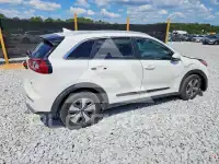 2018 KIA Niro photo