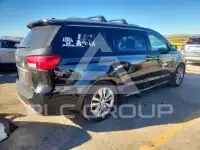 2018 KIA Sedona фото