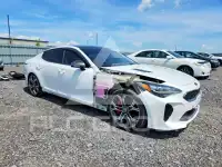 2018 KIA Stinger photo