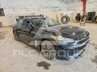 2018 KIA Stinger photo
