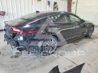 2018 KIA Stinger photo