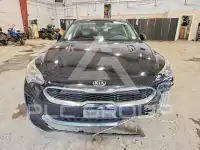 2018 KIA Stinger photo