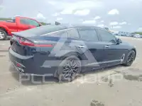2018 KIA Stinger photo