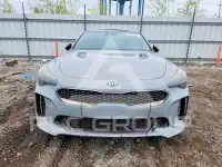 2018 KIA Stinger photo
