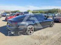 2018 KIA Stinger фото