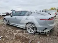 2018 KIA Stinger photo