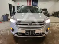 2018 Ford ESCAPE photo
