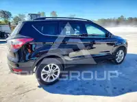 2018 Ford ESCAPE photo