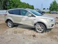2018 Ford ESCAPE photo