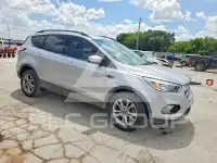 2018 Ford ESCAPE photo