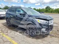 2018 Ford ESCAPE photo