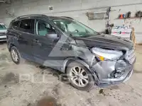2018 Ford ESCAPE photo