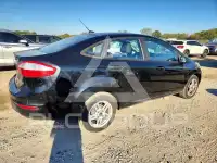 2018 Ford FIESTA фото