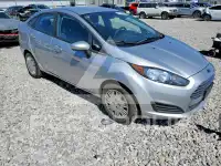 2018 Ford FIESTA фото