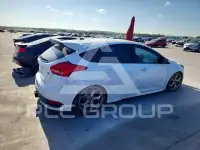 2018 Ford FOCUS фото