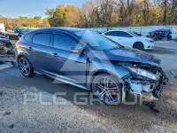 2018 Ford FOCUS фото