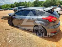 2018 Ford FOCUS фото