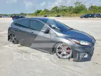 2018 Ford FOCUS фото