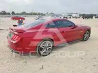 2018 Ford MUSTANG photo