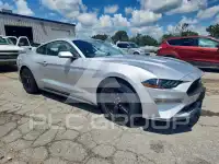 2018 Ford MUSTANG photo
